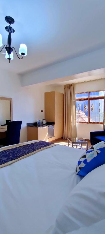 Hays Suites Hotel Найроби Экстерьер фото