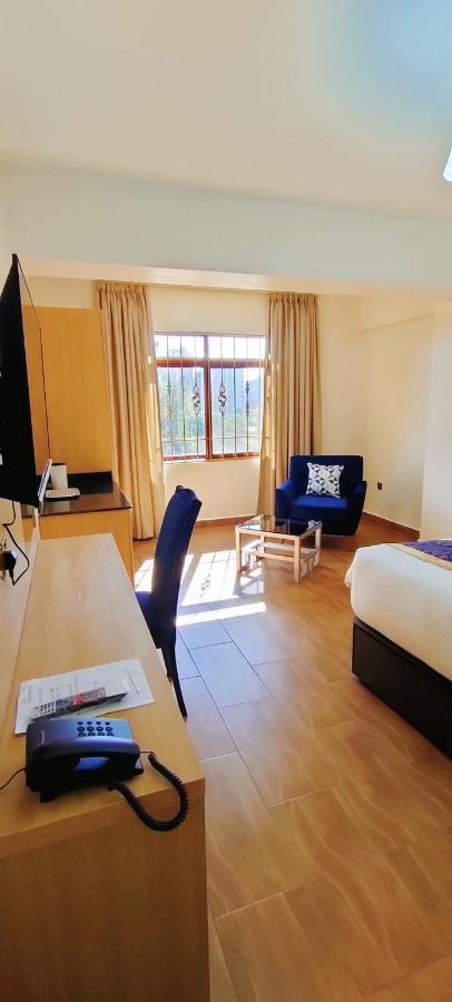 Hays Suites Hotel Найроби Экстерьер фото