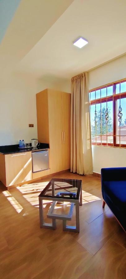 Hays Suites Hotel Найроби Экстерьер фото